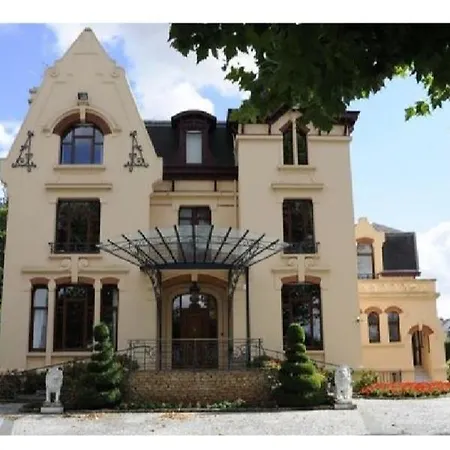 Le Manoir De La Mantille - Plumetis Guest house *