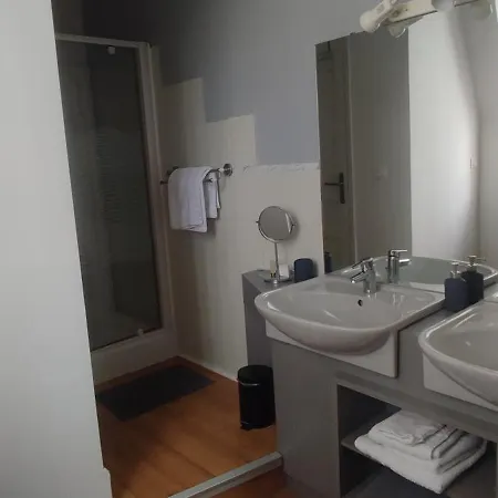 Le Manoir De La Mantille - Plumetis 3* Caudry