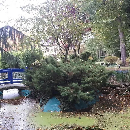 Le Manoir De La Mantille - Plumetis 3*